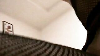 Ludovica, signora matura romana gode alla pecorina sul tavolo