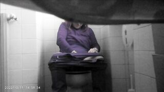 Anteprima del video: PELOSONA