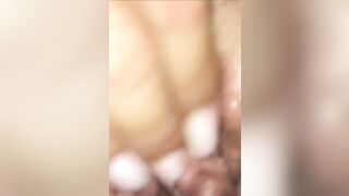 Si masturba come una matta 2