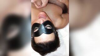 Moglie scambista italiana adora succhiare