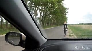 La giovane puttanella al lavoro