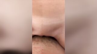 Giovane culetto stuprato dal fidanzato