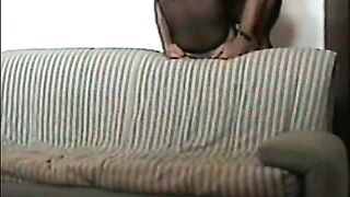 Ludovica,  matura romana scopata a testa in giù