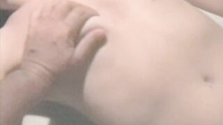 Allegra e Insa si rilassano