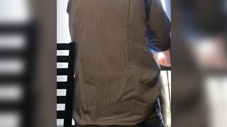 SCOPO MIA MOGLIE A PECORINA SUL BALCONE