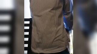 SCOPO MIA MOGLIE A PECORINA SUL BALCONE