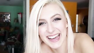 Alexa Grace ha il culo grosso