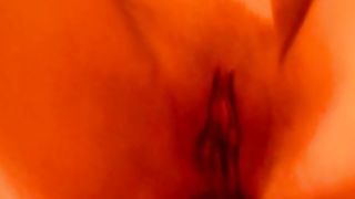 Tedesca dilettante bruna si fa inculare