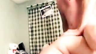 Teen amatoriale bionda in cam