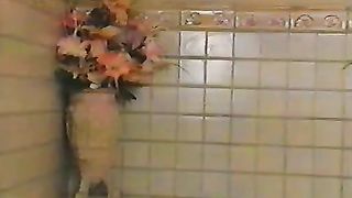 Anteprima del video: Hermosa chica in latex nero