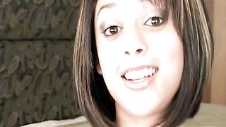 Anteprima del video: Sandy sborrata in faccia