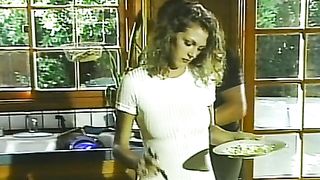 Anteprima del video: Bella moglie insoddisfatta