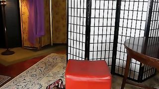 Grassa segretaria eccitata