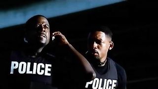 Milf scopata brutalmente squirta