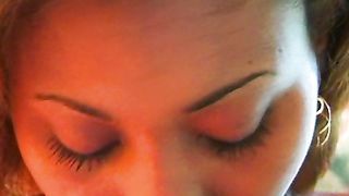 Coppia nera scopa dolcemente