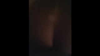 Ginnasta amatoriale tettona