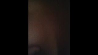 Ginnasta amatoriale tettona