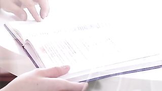 Teen biondissima scopata da un vecchio