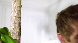 Professoressa con gli occhiali si masturba