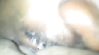 Un mio amico mi succhia la pussy