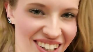 Teen scopata e sborrata in bocca