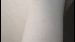 Shemale superdotata si masturba in webcam