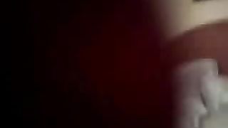 Ragazza troia si fa chiavare da una transex