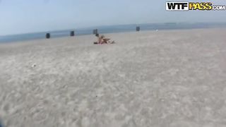 Russa trombata in spiaggia