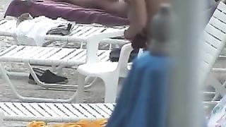 Ripresa di nascosto una mamma italiana