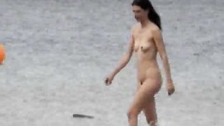 Video spy cam da una spiaggia per nudisti