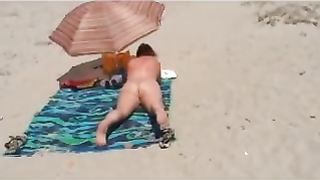 Coppia di nudisti maturi davvero maiali