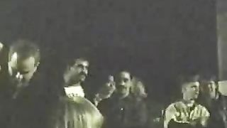 Parata di nudisti in città