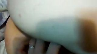 Lei fa un pompino al suo fidanzato