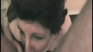 Tanta sborra sulla faccia di mia moglie