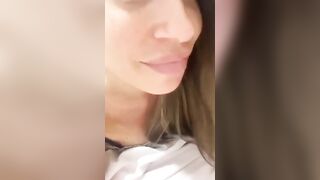 Malena la troia insegna come scopare