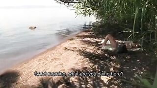 Biondina italiana naturista trombata da un amico