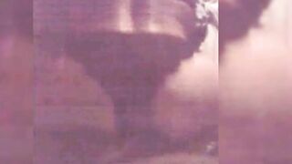 Ludovica, matura romana, sul traghetto gode con un camionista