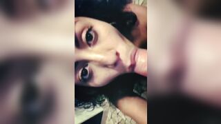 La brunetta troia manda ai fan un video