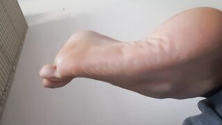 Anteprima del video: I miei piedi per voi