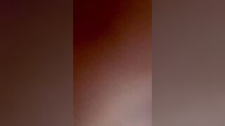 Ragazzo italiano chiavato in bocca dal viados