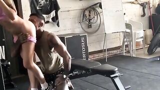 Blogger italiana scopata dal personal trainer arrapato