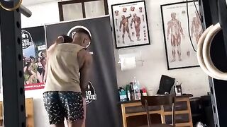 Blogger italiana scopata dal personal trainer arrapato