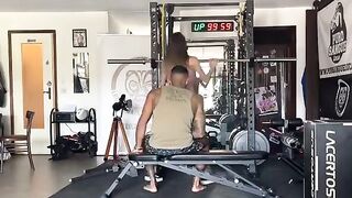 Blogger italiana scopata dal personal trainer arrapato