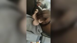 La mia amica africana si masturba