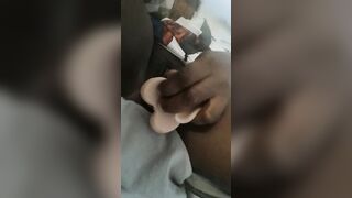 La mia amica africana si masturba