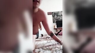 Anteprima del video: Ancora la ROMANA vogliosa di CAZZO