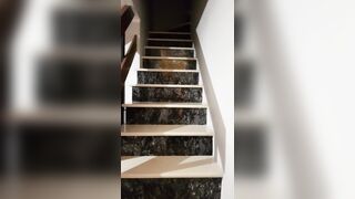 Mia moglie mi invita a salire in camera