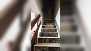 Mia moglie mi invita a salire in camera