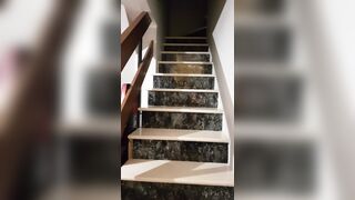 Mia moglie mi invita a salire in camera