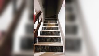 Mia moglie mi invita a salire in camera